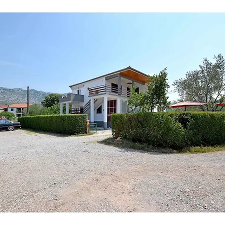Appartement Seline/paklenica Riviera 35913 Seline