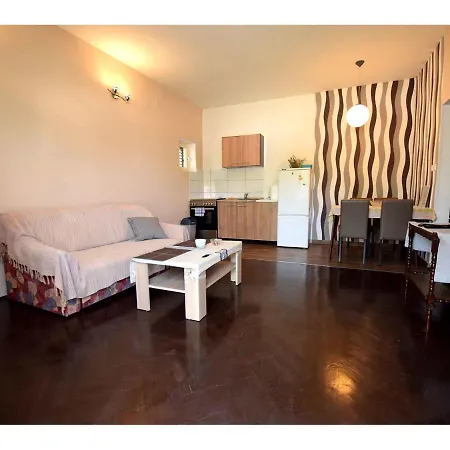 Seline/paklenica Riviera 35913 Appartement *